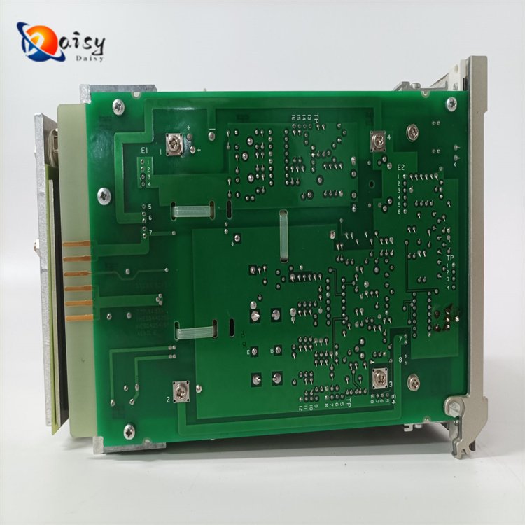 ABB 3HAC025367-001 controller module card Analog output board - Image 2